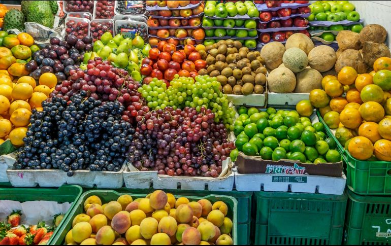Estas frutas y verduras te pueden ayudar con tus objetivos. UNSPLASH /  A. Schimmeck