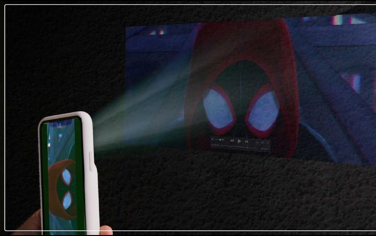 Convierte tu celular en una pantalla de cine. ESPECIAL