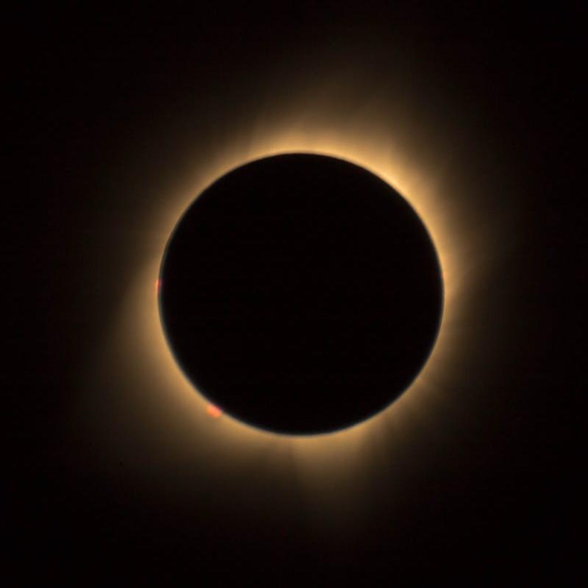 Eclipse Solar 2024: ¿Puedo quedar ciego si veo el fenómeno astronómico?