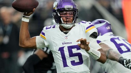 Dobbs llega a los 49ers tras su paso como suplente en los Vikings en la pasada temporada de la NFL. AP/J. Locher