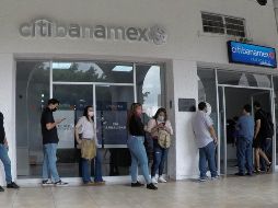 Aunque hoy estarán abiertas, las sucursales bancarias cerrarán el 28 y el 29 de marzo con motivo de la Semana Santa. EL INFORMADOR/Archivo