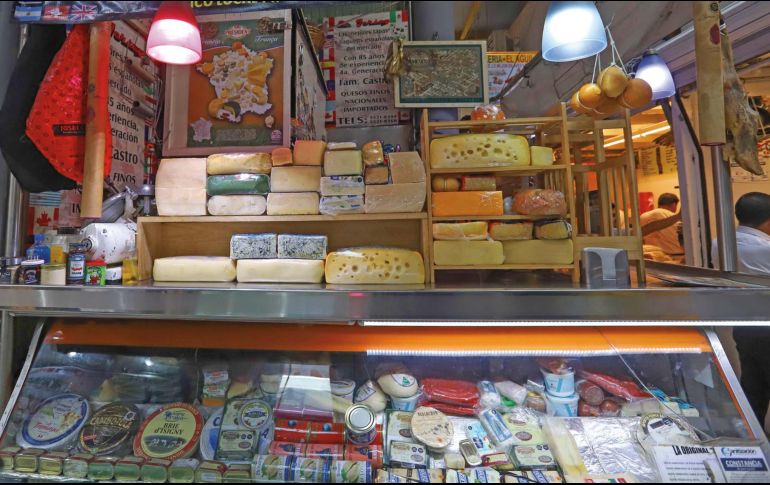 Algunos quesos pueden no ser adecuados para aquellos con intolerancia a la lactosa, ya que causamn molestias digestivas. SUN / ARCHIVO