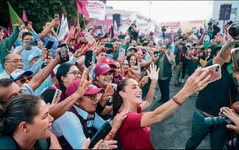 Simpatizantes de Morena en Autlán de Navarro apoyaron a la contendiente presidencial. ESPECIAL