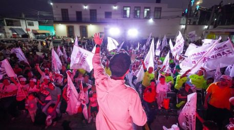El discurso del candidato de la coalición Sigamos Haciendo Historia en Jalisco, también abordó temas como la inseguridad y el problema de alumbrado público. ESPECIAL / X / @pkumamoto