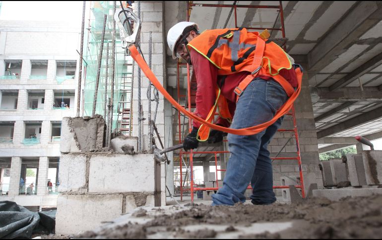 En 16 de las 21 actividades que comprende el sector, se reportó un decremento de sus platillas laborales durante marzo pasado. INFORMADOR / ARCHIVO