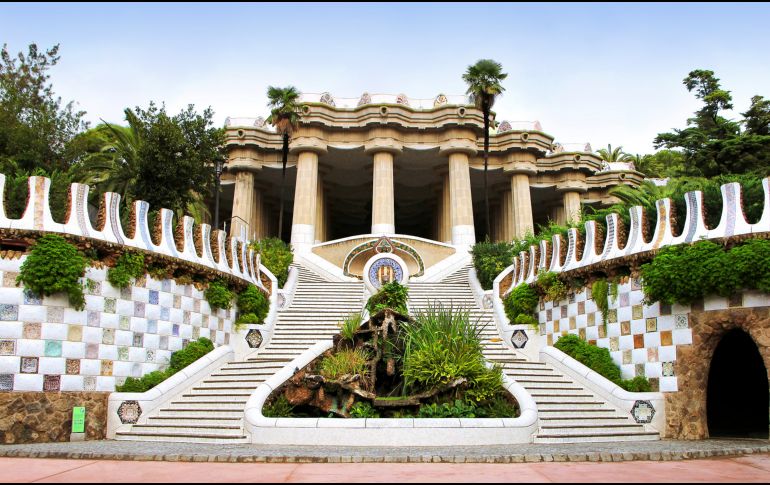 Park Güell es patrimonio de la humanidad y fue diseñado por el español Antonio Gaudí. GETTY IMAGES ISTOCK