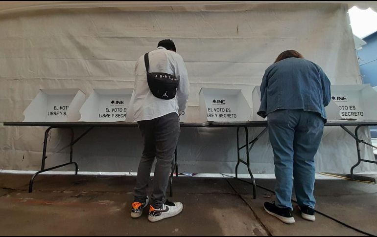 Las autoridades señalaron que hay alrededor de cinco mil elementos apoyando en las actividades del INE del proceso electoral, tales como traslado y custodia de material electoral. SUN / ARCHIVO