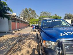 En el lugar se logró asegurar a un masculino de 55 años de edad, quien se identifica verbalmente como servidor público de la Policía Vial del Estado. CORTESÍA