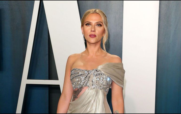 Scarlett Johansson fue contactada por OpenAI para prestar su voz al sistema operativo. AFP/ARCHIVO