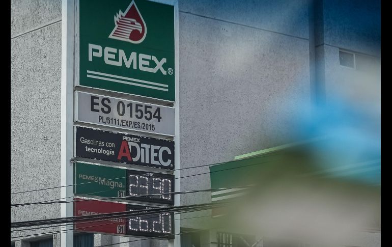 Para abastecer la gasolina se cree que el precio sufrirá un incremento en Tijuana. EL INFORMADOR / ARCHIVO