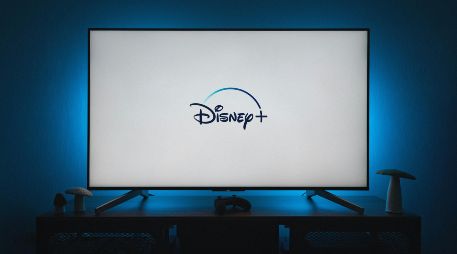 Las plataformas Disney Plus y Star Plus se fusionarán para brindar una nueva experiencia a los usuarios. ESPECIAL/Foto de Thibault Penin en Pixabay