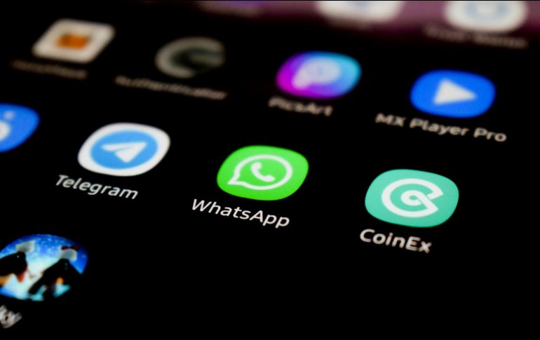 WhatsApp ha implementado actualizaciones con las que busca cuidar la privacidad de los usuarios. Unsplash.