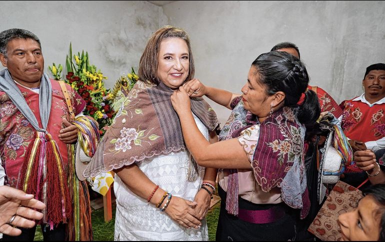 La candidata presidencial se comprometió a erradicar la pobreza extrema de todas las comunidades indígenas del país. ESPECIAL