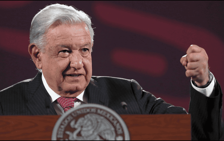 El Presidente de Mexico Andres Manuel López Obrador, durante su conferencia de prensa matutina este lunes en el Palacio Nacional. EFE/Mario Guzmán