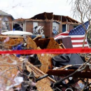 Van 23 muertos por tormentas en Estados Unidos; se esperan más tornados