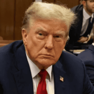 Donald Trump: Jurado solicita testimonios de exabogado y editor de tlaboide