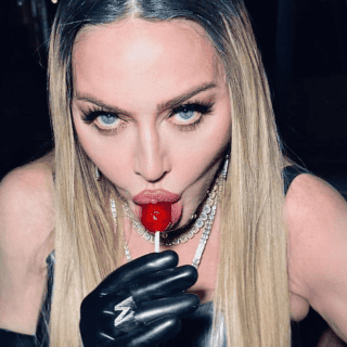 Fan demanda a Madonna por considerar su show muy "sexual"