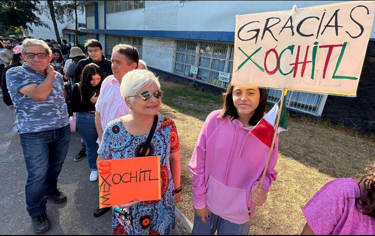 En la imagen, simpatizantes de la candidata Xóchitl Gálvez, durante la jornada electoral de 2 de junio. SUN / B. Fregoso