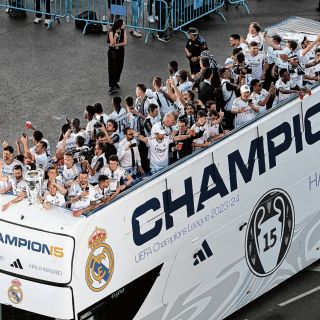 El Real Madrid celebra en casa