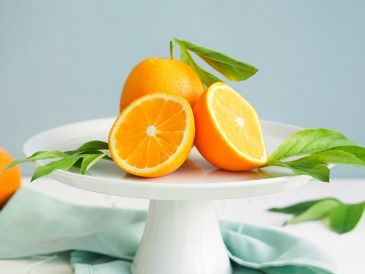 No se recomienda comer la cáscara de naranja directamente. UNSPLASH / K. CHOW