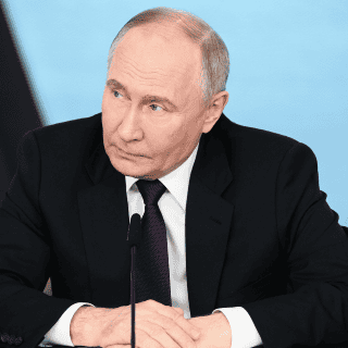 Putin amenaza con respuesta "asimétrica" a países que brinden armas a Ucrania