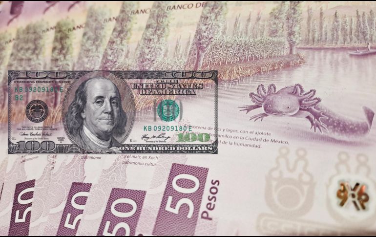 Especialista no descartó que el tipo de cambio llegue a 20 pesos por dólar este año si se materializan los riesgos de aprobación de reformas. EL INFORMADOR / O. Álvarez