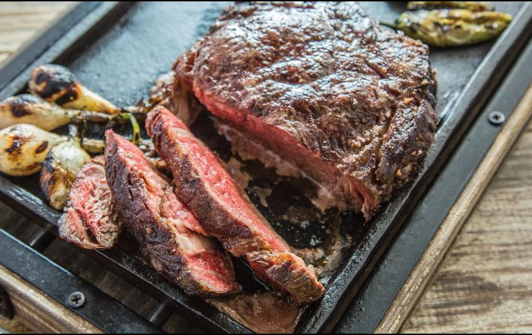 Estos son los mejores restaurantes de carnes y cortes para celebrar el Día del Padre este fin de semana. SUN / ARCHIVO