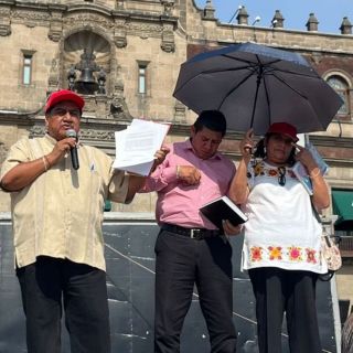 CNTE levanta plantón en el Zócalo; recibe documento del Gobierno con respuesta a sus demandas