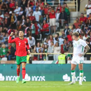 Cristiano Ronaldo sorprende con golazo al ángulo ante Irlanda (VIDEO)