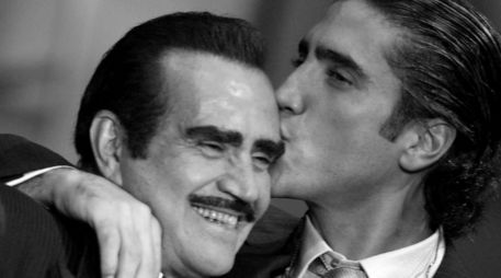 A casi tres años de la muerte de Vicente Fernández, la familia del famoso Charro no ha dejado de recordarlo. Instagram/ @alexoficial.