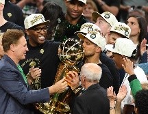 Con 35 años, Joe Mazzulla ya puede presumir ser un coach campeón en la NBA. AP/A. Sabga