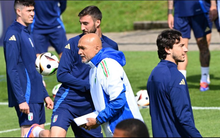 Luciano Spalletti le ha impreso poco a poco su estilo a la Selección italiana. EFE/D. Dal Zennaro