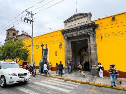 Así luce la fachada del Hospital Civil viejo con la renovación del ingreso. EL INFORMADOR / H. Figueroa