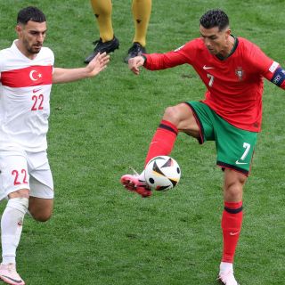 Portugal golea a Turquía en duelo del Grupo F