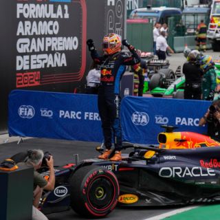 Verstappen gana el Gran Premio de España; Checo termina octavo
