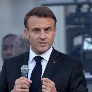 Emmanuel Macron entra de lleno en campaña electoral