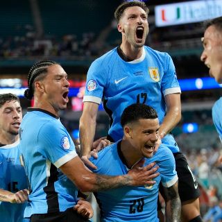 Uruguay se impone ante Panamá en la Copa América