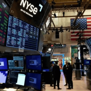 Wall Street cierra mixto una sesión en la que Nvidia volvió a perder fuelle