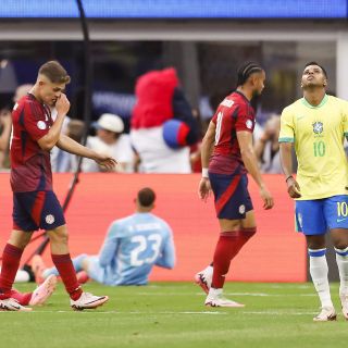 Brasil queda a deber y Costa Rica consigue el empate