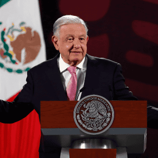 López Obrador promete defender litio mexicano ante minera china
