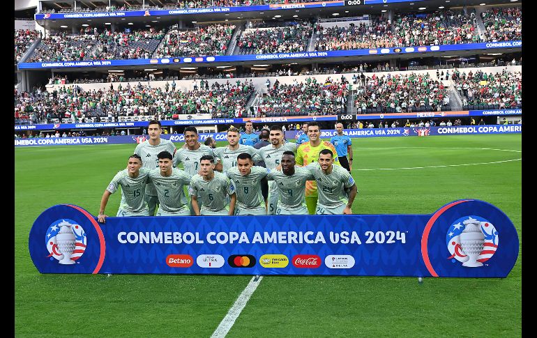 El partido promete ser emocionante, con Ecuador buscando asegurar su clasificación con un empate y México obligado a ganar para mantenerse en la competencia. IMAGO7