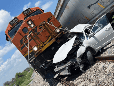 El incidente ocurrió en el cruce ferroviario Estación Rodríguez, ubicado. ESPECIAL/PC Nuevo León