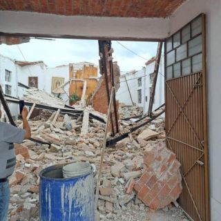 VIDEO: Iglesia en Tala colapsa debido a daños en la estructura
