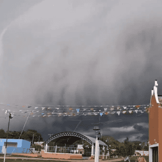 Así se vio la formación de nubes en Yucatán por 'Beryl' (VIDEO)