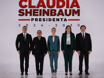 La futura presidenta Claudia Sheinbaum por tercera ocasión participa en la presentación de parte de su gabinete de Gobierno. EFE/S. GUTIÉRREZ