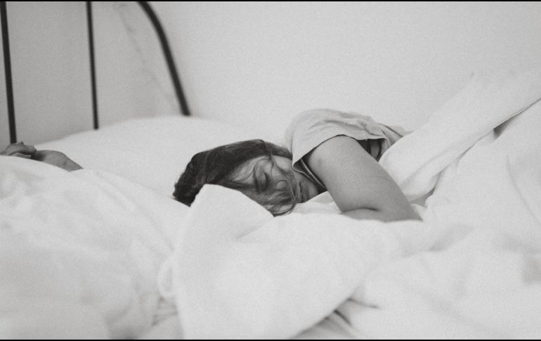 De acuerdo con un estudio realizado a más de 75 mil personas, permanecer despierto hasta altas horas de la madrugada puede ser perjudicial para la salud mental. EL INFORMADOR/ ARCHIVO