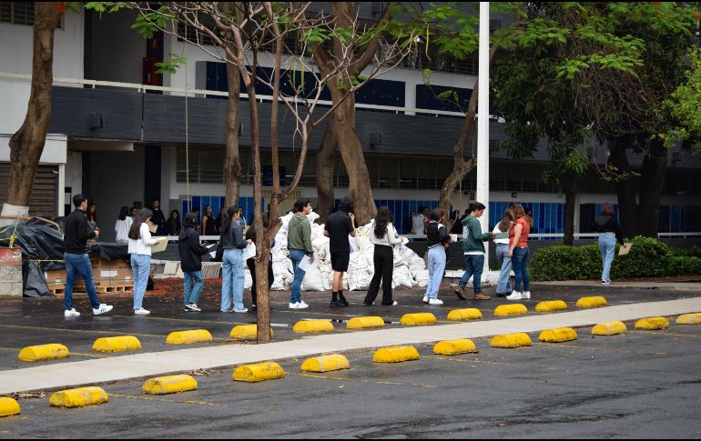 Cada año, un aproximado de 140 mil jóvenes presentan el examen de admisión. INFORMADOR / ARCHIVO