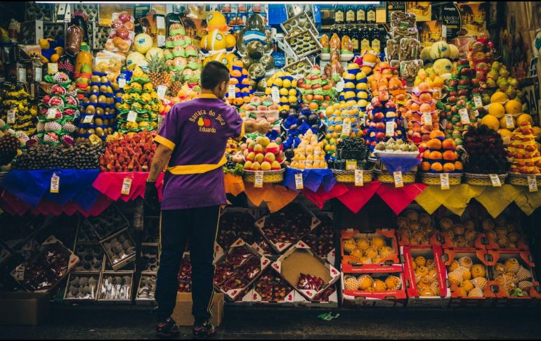 Esta dulce y rica fruta te ayuda a prevenir enfermedades como el asma, la bronquitis y la rinitis. UNSPLASH/ Davidson Luna