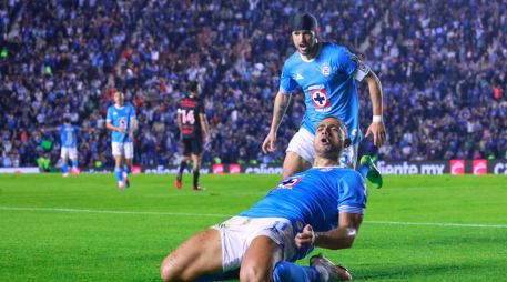 Giorgos Giakoumakis debutó como goleador en la Liga MX con un doblete. IMAGO7/M. Contreras