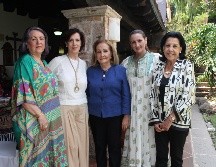 Lorenza Rebora, Martha González, Rosita Watanabe, Pilar Padilla y Cristy Suárez. GENTE BIEN JALISCO/ Esmeralda Ecamilla